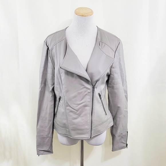 Cupcakes & Cashmere Kadence gray leather jacket Size Medium - Picture 2 of 10